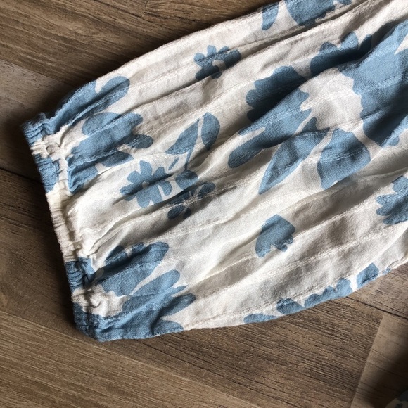 American Eagle Cover Up Shirt Floral Blue White Size L 3/4 Sleeve Flowy - Picture 4 of 6